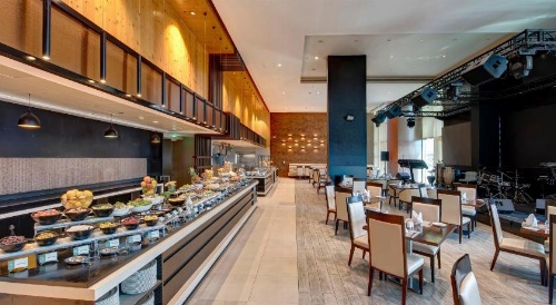 Metropolitan Hotel Dubai image 16