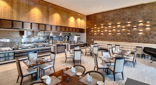 Metropolitan Hotel Dubai image 17