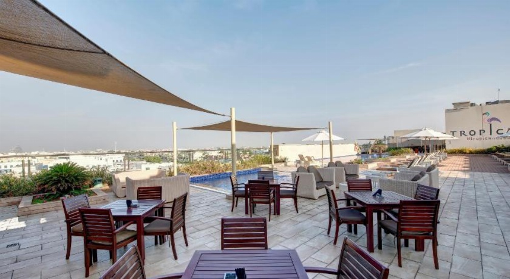 Metropolitan Hotel Dubai Main image