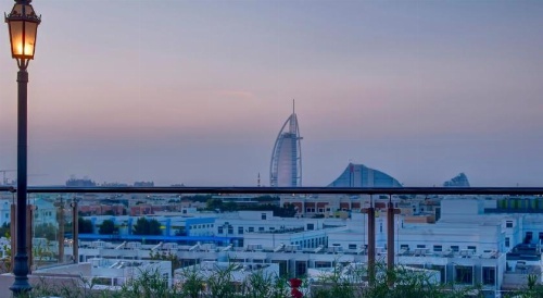 Metropolitan Hotel Dubai image 40