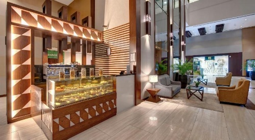 Metropolitan Hotel Dubai image 5